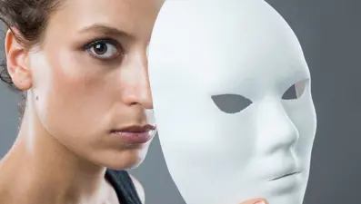 Narsistlerin kurbanlarını kontrol etmek için kullandığı 3 yaygın yöntem