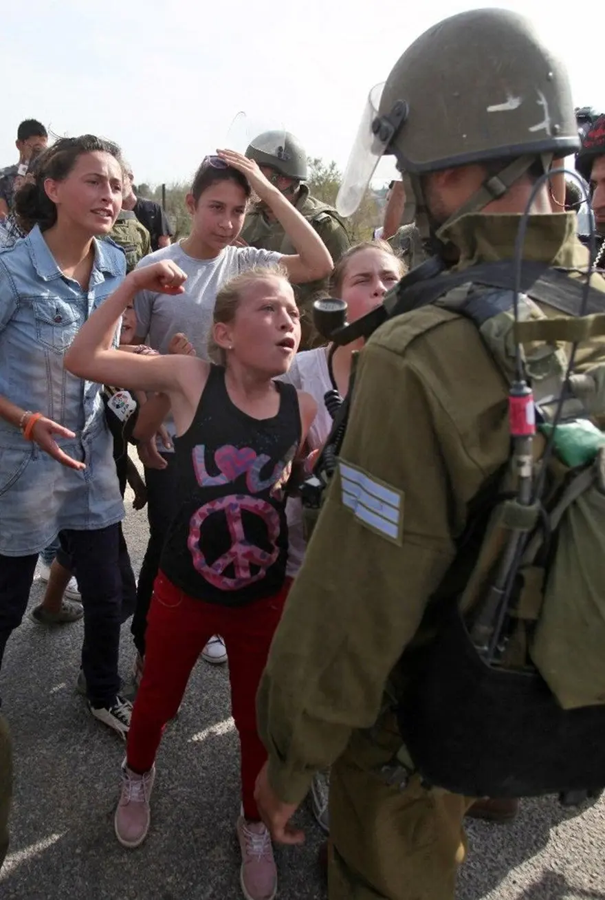 Filistinli cesur kız Ahed Tamimi serbest 