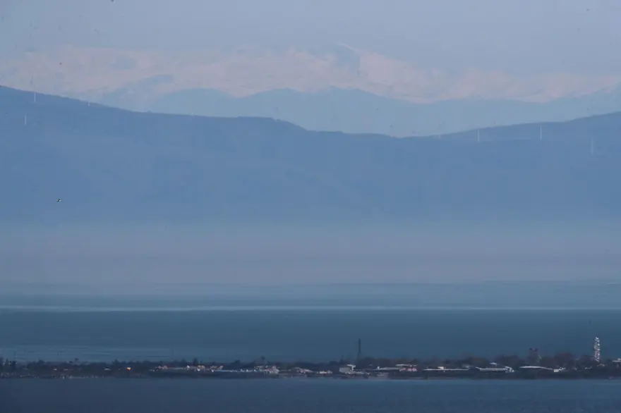 Sıcaktan bunalanlarUludağ’a koştu: İstanbul’u görmeye çalıştılar 3 Sıcaktan bunalanlarUludağ’a koştu: İstanbul’u görmeye çalıştılar 3