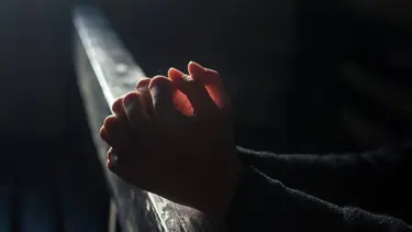 Cami tuvaletinde kız çocuğuna istismar