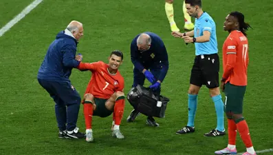 Cristiano Ronaldo final maçında sakatlandı