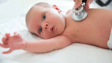 Bebek kalbi için ilk bir ay neden önemli? (Anne-babalara uyarı)