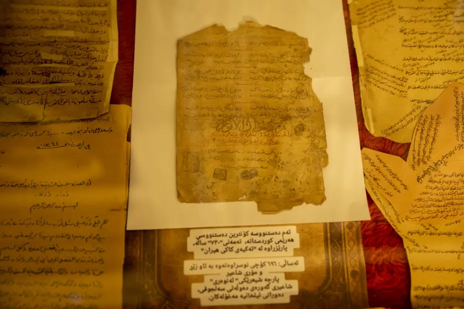 Osmanlı Sarayı'ndaki 149 yıllık sır aydınlandı. Profesör Erhan Afyoncu da yazdı