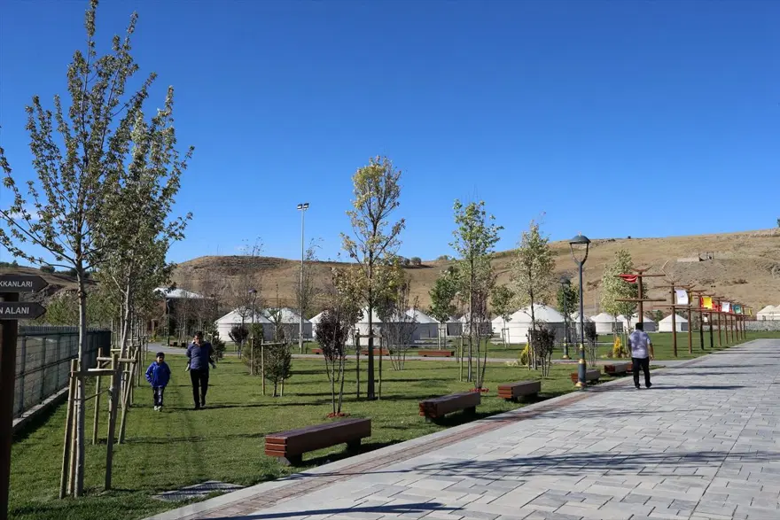 Türkiye'nin 2. büyük millet bahçesi: Sultan Alparslan Otağı 9