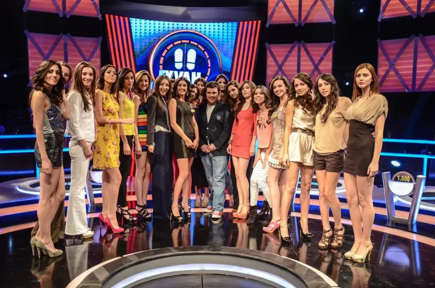 Miss Turkey güzelleri 'Eyvah Düşüyorum'da 