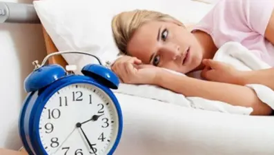 Horlayanların peşini bırakmayan iki sorun: Baş ağrısı ve yorgunluk