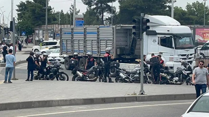 Avukat kendisine saldıran kişiyi silahla vurdu 6