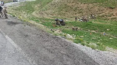 Van'da polis aracı kaza yaptı: 2 yaralı