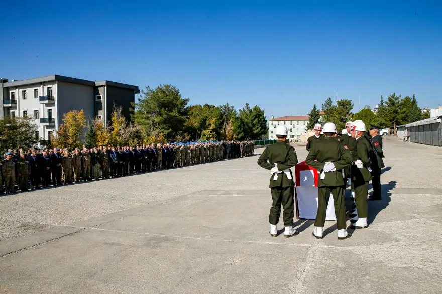 Pençe-Şimşek şehitleri için tören 10