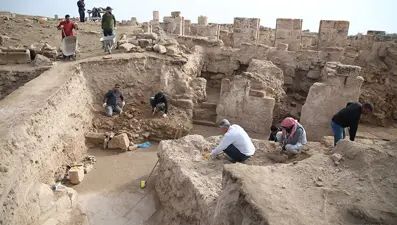 Harran'da 8 asırlık medresenin avlu, kuyu ve platformu bulundu
