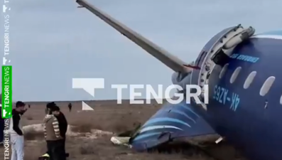 Kazakistan'da yolcu uçağı düştü
