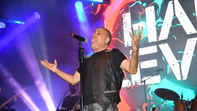 Hayaller Gerçek Olsun Derneği'nden Hataylı depremzedelere özel gece