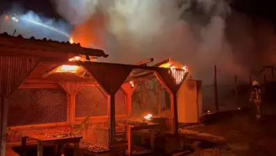 Şile'de altı gözleme restoranı alev alev yandı