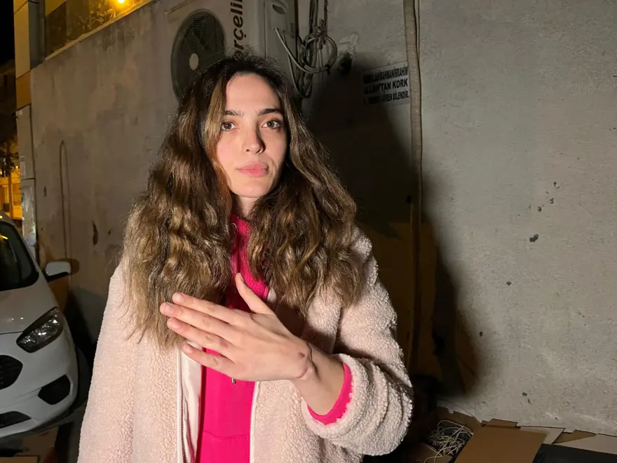 İstanbul'da dövme sildirme faciası: "Kolumu yaktılar" 