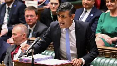 İngiltere'de enfekte kan skandalı: Sunak kan tazminatı sözü verdi