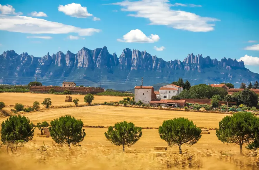 Karayip adasından Covid-19 önlemi: Yılda 607 bin kazanmayan giremez 1 Karayip adasından Covid-19 önlemi: Yılda 607 bin kazanmayan giremez 1