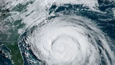 "Erin" yaklaşıyor: ABD'de acil durum ilan edildi