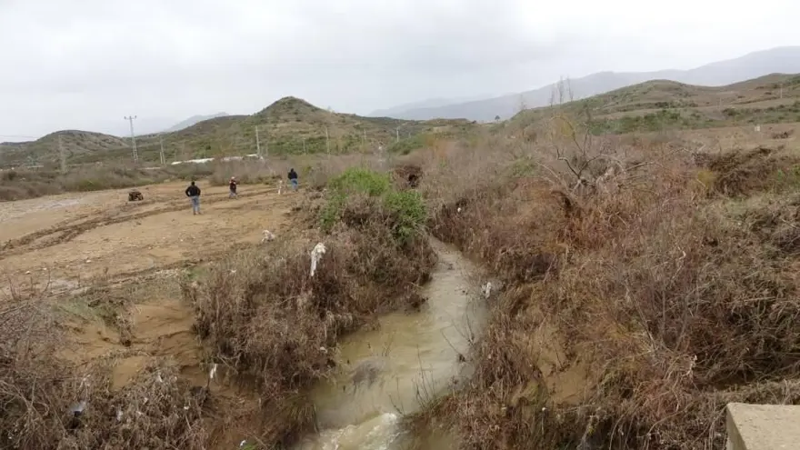 Antalya’da ATV’ler sel sularına kapıldı 5