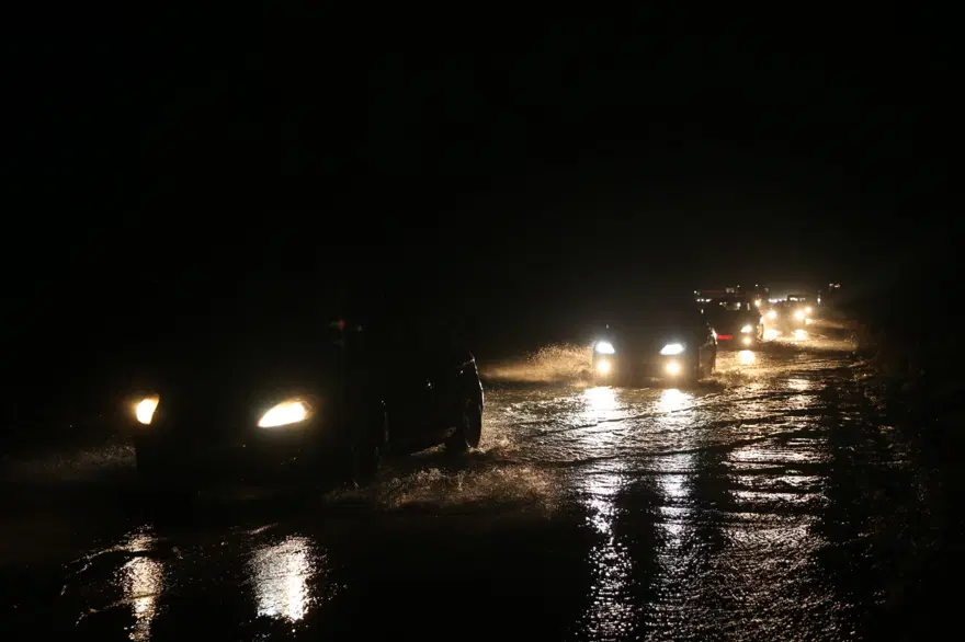 Karadeniz'i sel vurdu: Dereler taştı, yollar göle döndü, evleri su bastı 3 Karadeniz'i sel vurdu: Dereler taştı, yollar göle döndü, evleri su bastı 3