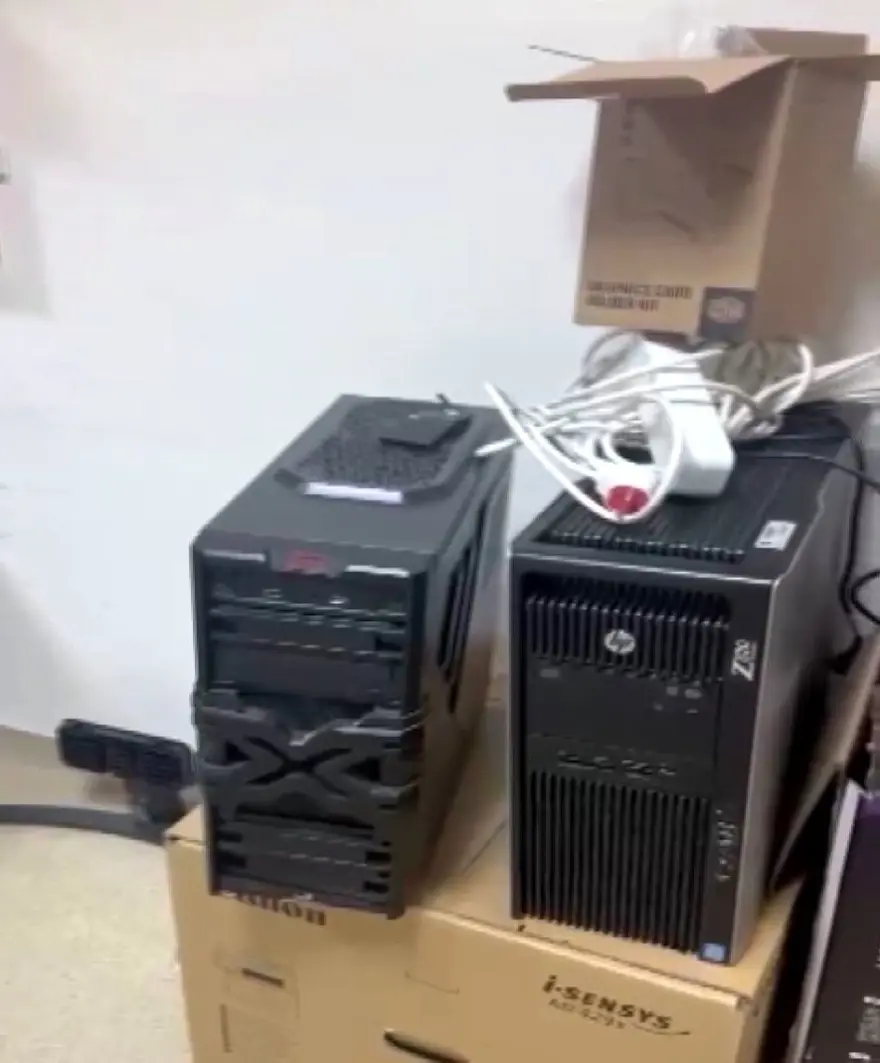 Üniversite hastanesinde profesöre 'gizli kamera' soruşturması 2 Üniversite hastanesinde profesöre 'gizli kamera' soruşturması 2