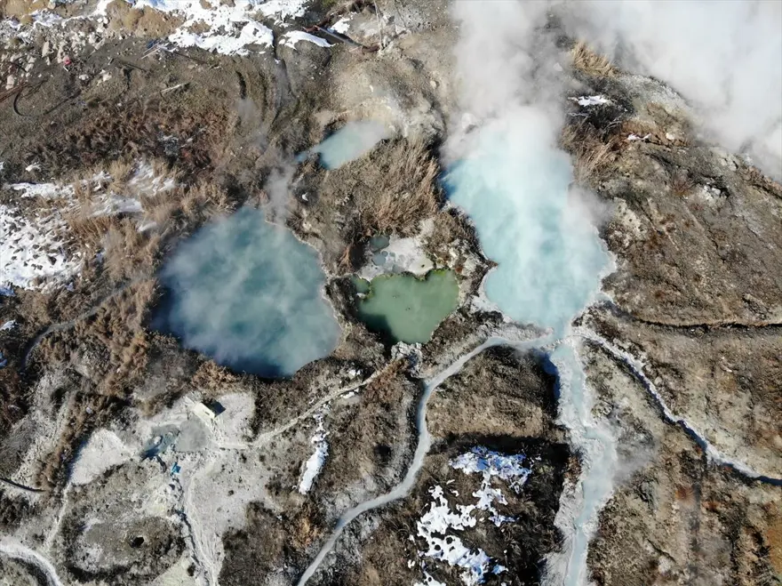 Şifa kaynağı Diyadin Kaplıcaları'nda işletmeciler yoğun ilgiden talebe yetişemiyor 