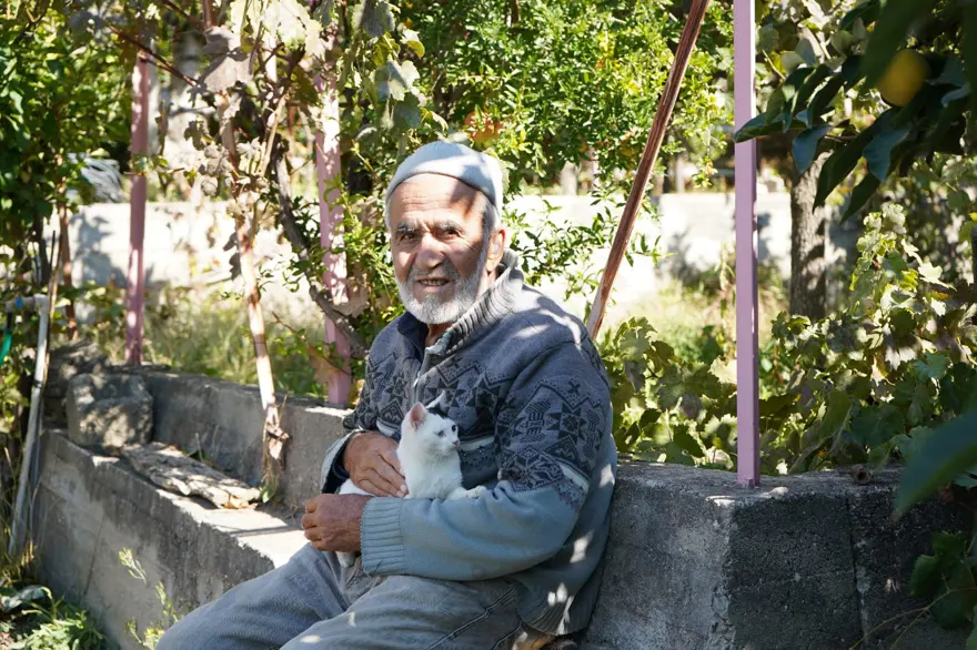 85 yaşındaki İbrahim dedenin "Hayır Bahçesi": 30 yıldır ücretsiz dağıtıyor 7