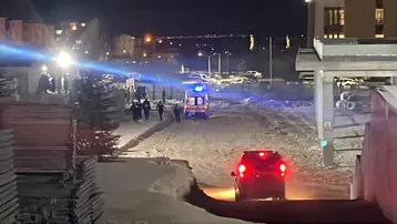 İşçilerin "Yüksek sesle konuşma" kavgası kanlı bitti: 1'i ağır 4 yaralı