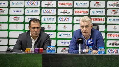 Sakaryaspor, teknik direktörlük görevine Serhat Sütlü'yü getirdi