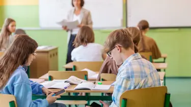 Akıllı telefon yasağı dünyaya yayılıyor: Kaliforniya'da kullanım kısıtlaması