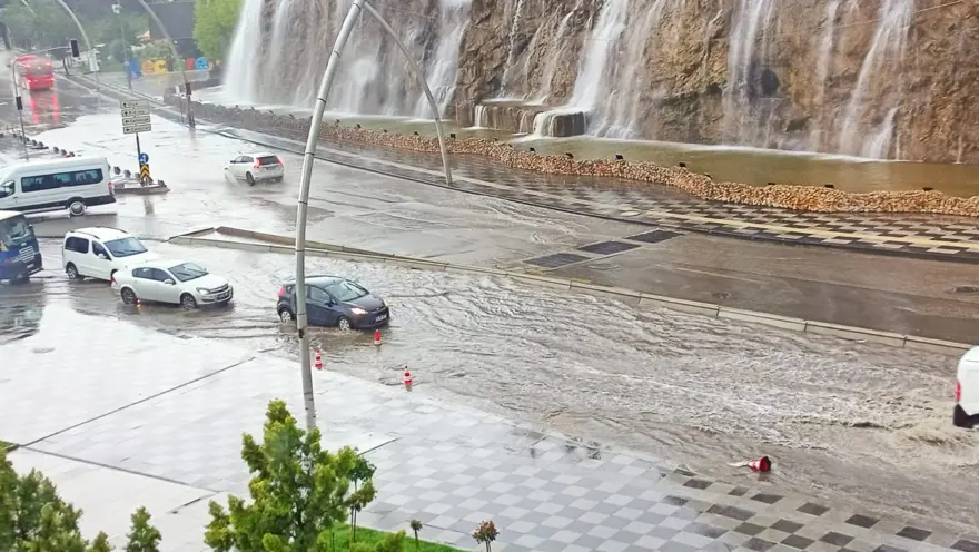 Ankara'daki sel can aldı: Bir ölü, bir kayıp 14