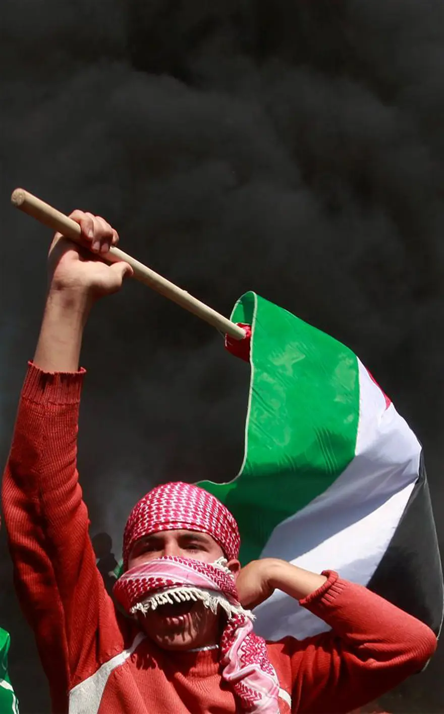 'Toprak Günü'nde bir kişi toprağa düştü 13