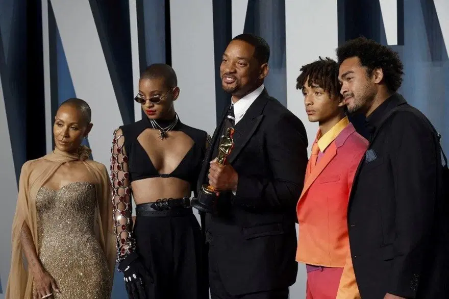 Jada Pinkett Smith'in Oscar'daki skandala "Kutsal tokat" dedi 5 Jada Pinkett Smith'in Oscar'daki skandala "Kutsal tokat" dedi 5