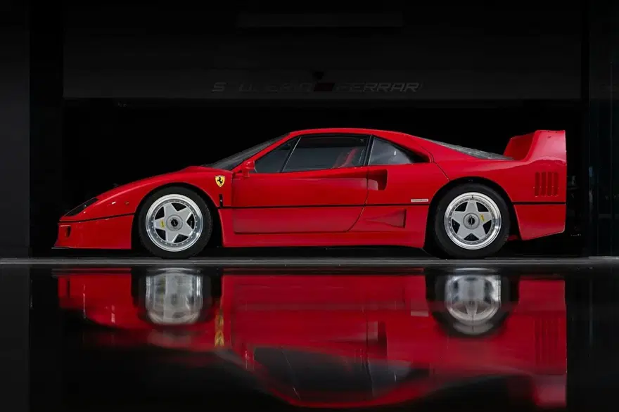 1990 Ferrari F40 6