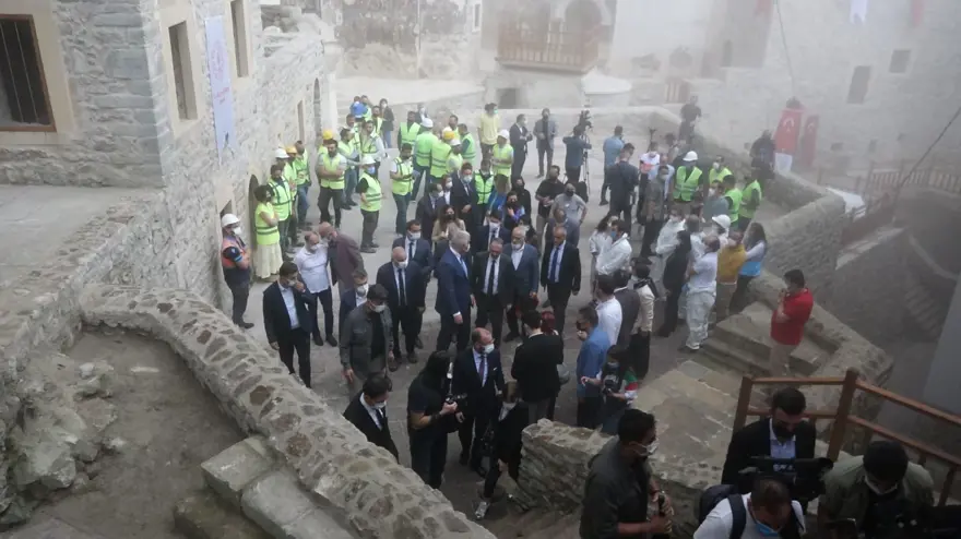 Sümela Manastırı 5 yıl sonra ziyarete açıldı 8 Sümela Manastırı 5 yıl sonra ziyarete açıldı 8