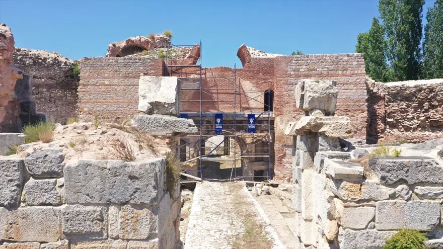 İznik'te 2 bin yıllık İstanbul Kapısı eski ihtişamına kavuşuyor 