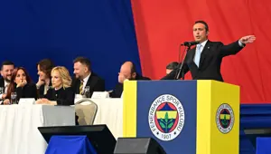 Fenerbahçe'de tarihi kongre | Ali Koç: Ligden çekilme opsiyonumuzu masadan kaldırıyoruz Fenerbahçe'de tarihi kongre | Ali Koç: Ligden çekilme opsiyonumuzu masadan kaldırıyoruz