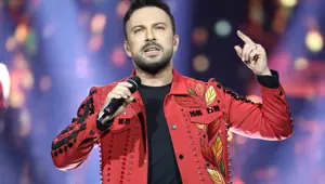 Tarkan'dan Özgecan Aslan paylaşımı: Senden sonra yüzlerce kadın daha öldürüldü