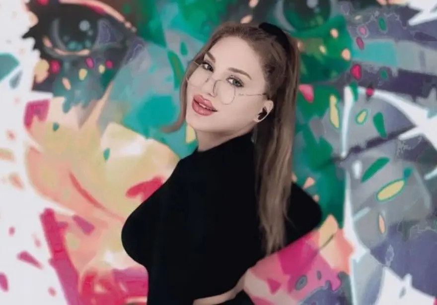 SURVİVOR ALMEDA BAYLAN KİMDİR? 6