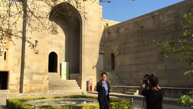 "Zaman Yolcusu" Azerbaycan'da az bilinen öykülerin peşinde