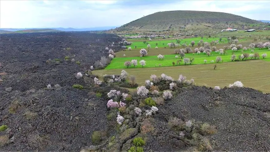 Türkiye'nin jeoparkı geçmişten geleceğe yolculuğa çıkarıyor: Kula-Salihli Jeoparkı 