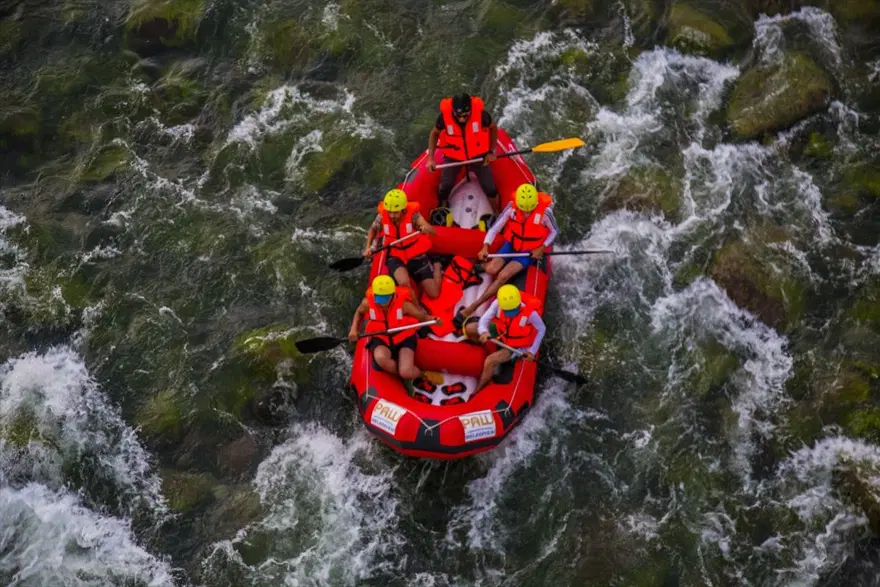Elazığ'da Murat Nehri'nde rafting heyecanı 12 Elazığ'da Murat Nehri'nde rafting heyecanı 12