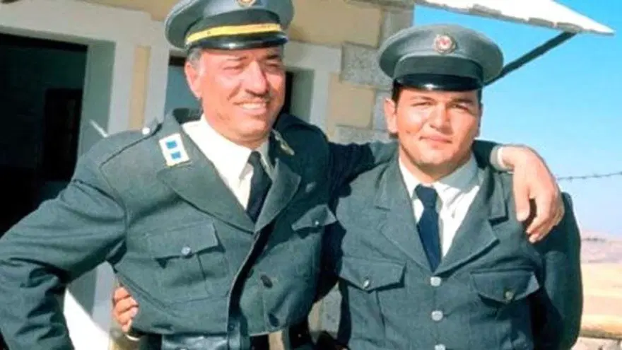 Kemal Sunal, Kemal Sunal kimdir, Kemal Sunal'ın ölüm yıl dönümü, Kemal Sunal'ın hayatı 5