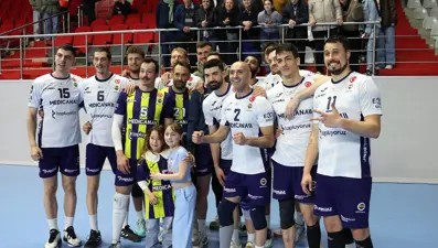 Fenerbahçe Medicana'da 10 ayrılık birden!