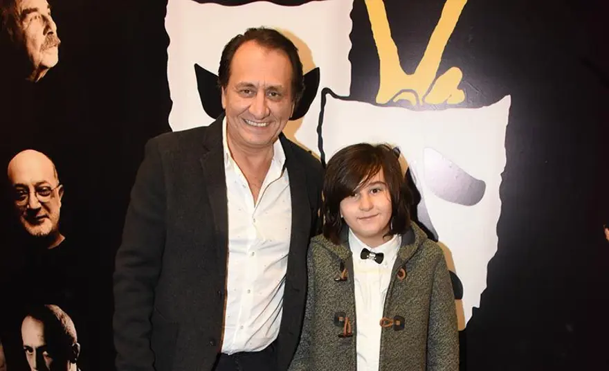 Dümbüllü'nün fesi artık Şevket Çoruh'ta (Baba Sahne açıldı) 11