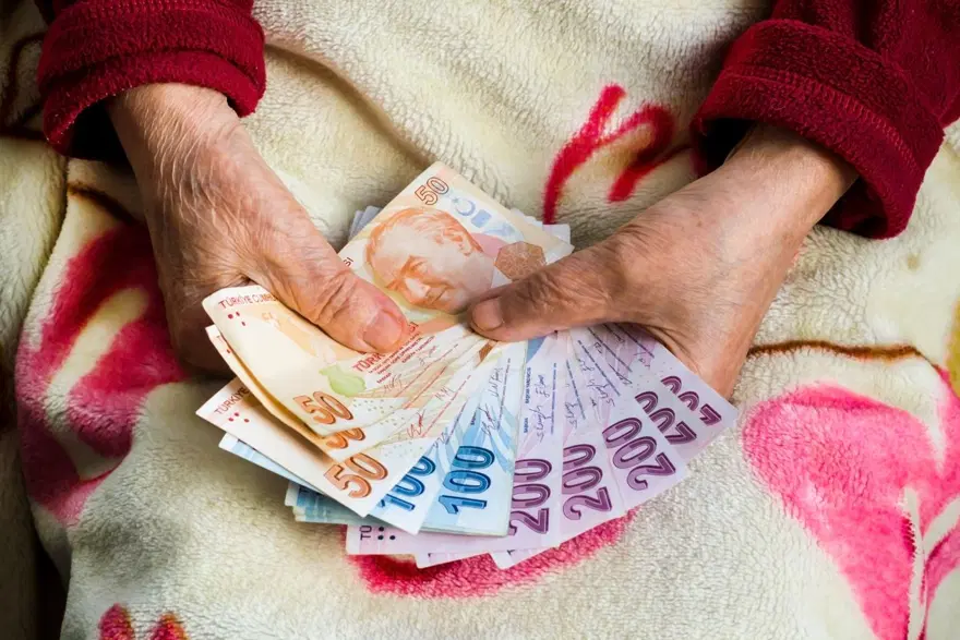 MEMUR VE MEMUR EMEKLİSİ NE KADAR ZAM ALACAK? 3