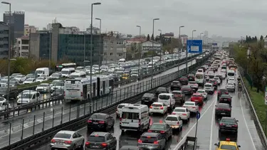 İstanbul'da trafik yoğunluğu yüzde 78'e çıktı