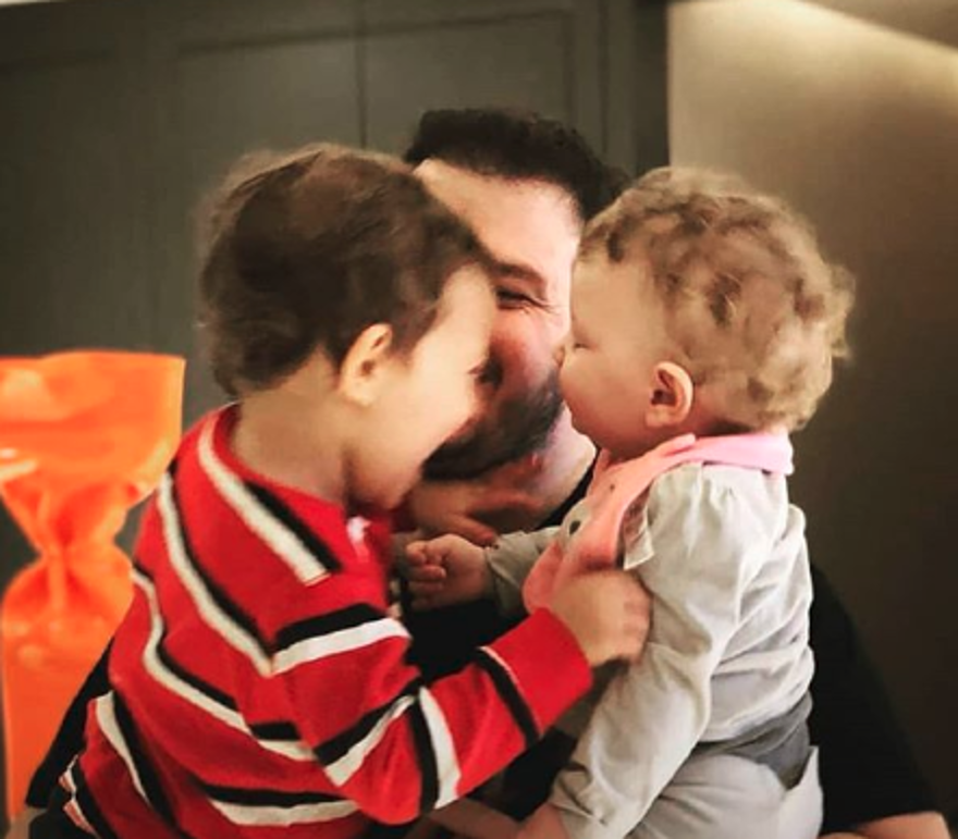 Ricky Martin dördüncü kez baba oldu (Ünlü babalar ve çocukları) 8 Ricky Martin dördüncü kez baba oldu (Ünlü babalar ve çocukları) 8