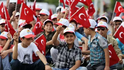 Gençlik Marşı ne zaman, nasıl yazıldı? Gençlik Marşı'nın sözleri ve hikayesi