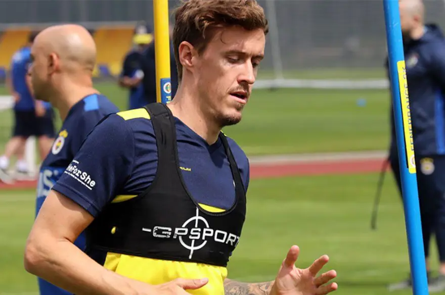 Max Kruse'nin Alaçatı turu (Acun Ilıcalı ile ayak tenisi) 