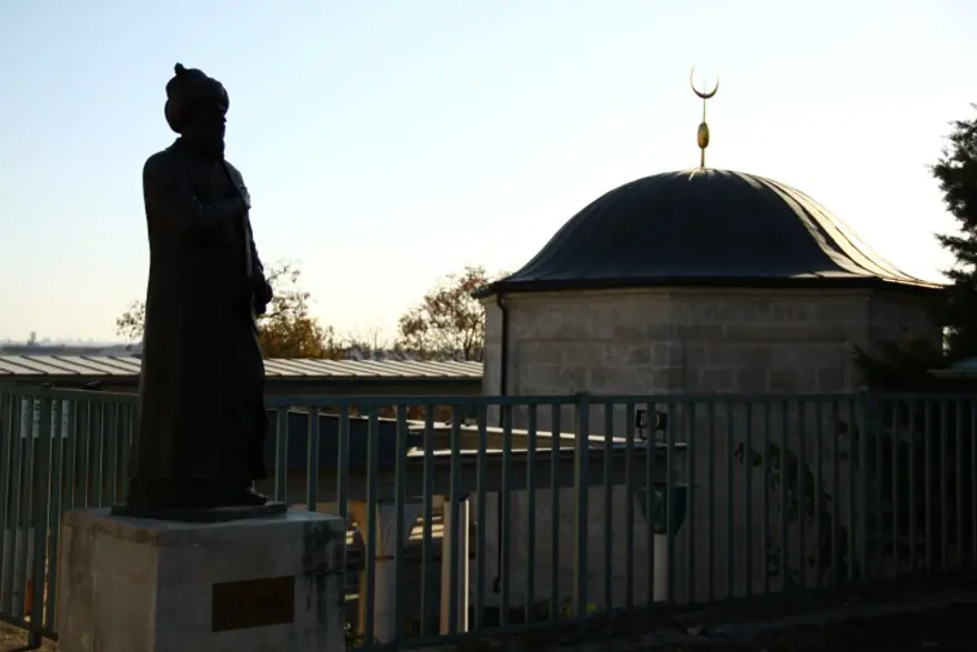 Gül Baba Türbesi 9 Gül Baba Türbesi 9
